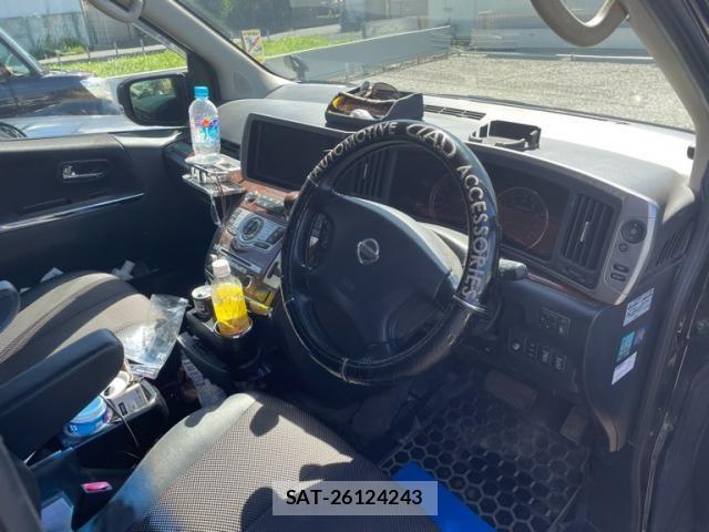 Nissan ELGRAND 2008-10 8365757-9