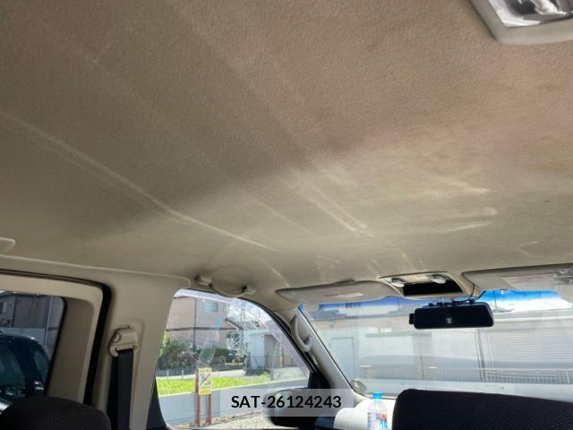 Nissan ELGRAND 2008-10 8365757-13