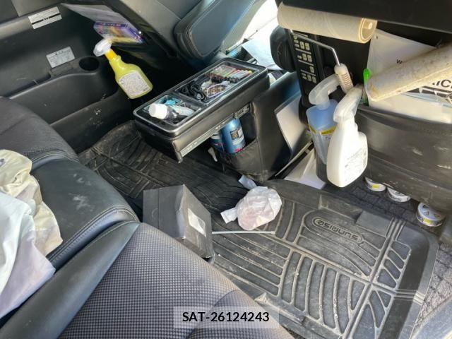 Nissan ELGRAND 2008-10 8365757-14
