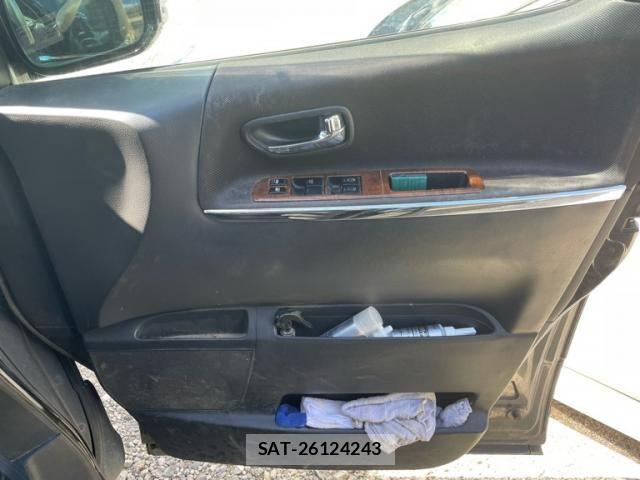 Nissan ELGRAND 2008-10 8365757-16
