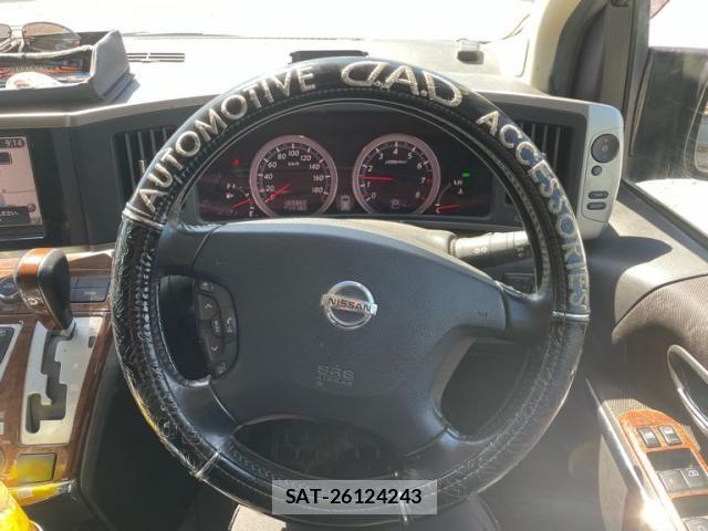 Nissan ELGRAND 2008-10 8365757-17