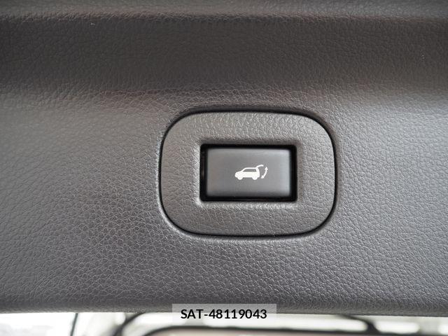 Nissan ELGRAND 2014-05 8365750-12