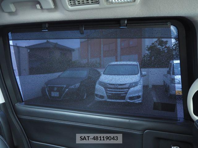 Nissan ELGRAND 2014-05 8365750-17