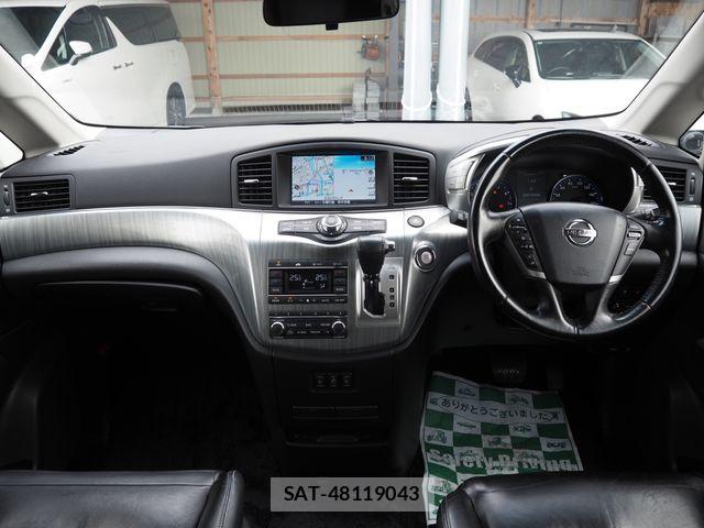 Nissan ELGRAND 2014-05 8365750-1