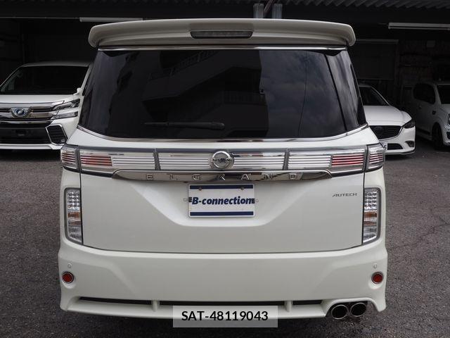 Nissan ELGRAND 2014-05 8365750-4