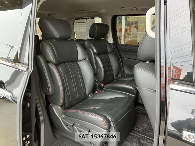 Nissan ELGRAND 2021-07 8365748-19