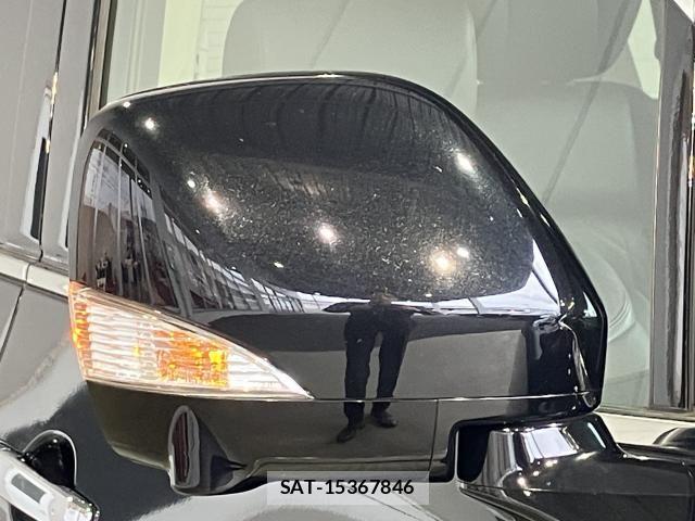 Nissan ELGRAND 2021-07 8365748-4