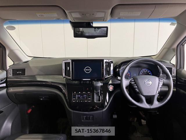 Nissan ELGRAND 2021-07 8365748-5