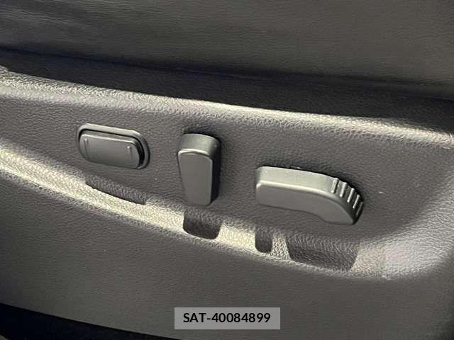 Nissan ELGRAND 2011-11 8365753-9