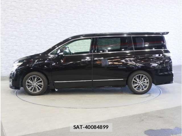 Nissan ELGRAND 2011-11 8365753-12