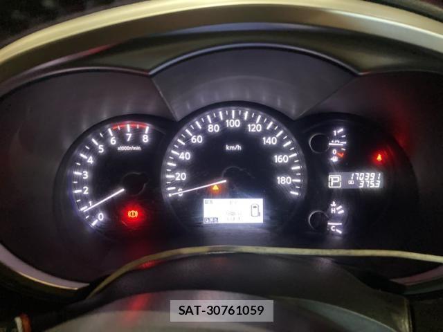 Nissan ELGRAND 2011-10 8365756-18
