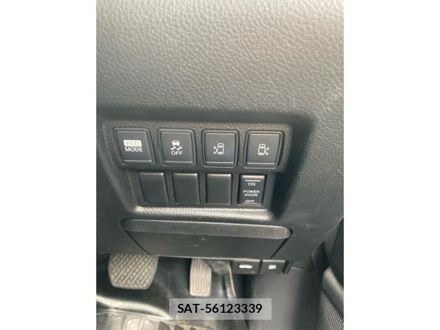 Nissan ELGRAND 2011-11 8371629-9