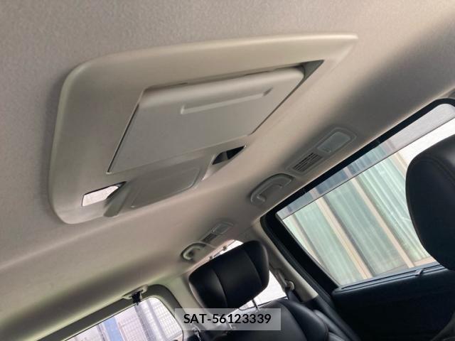 Nissan ELGRAND 2011-11 8371629-12