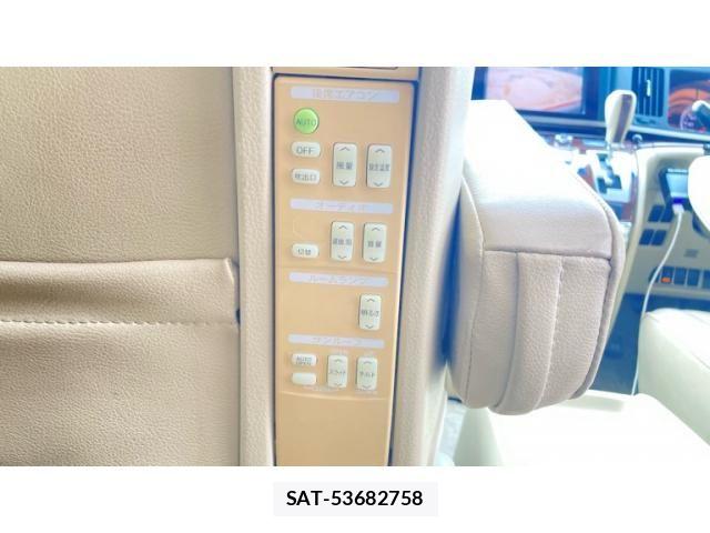 Nissan ELGRAND 2007-11 8412210-26