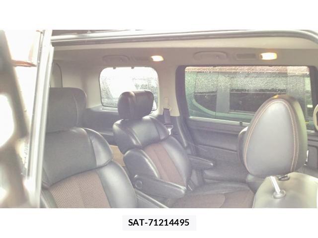 Nissan ELGRAND 2011-08 8412211-12