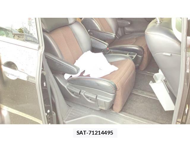 Nissan ELGRAND 2011-08 8412211-14