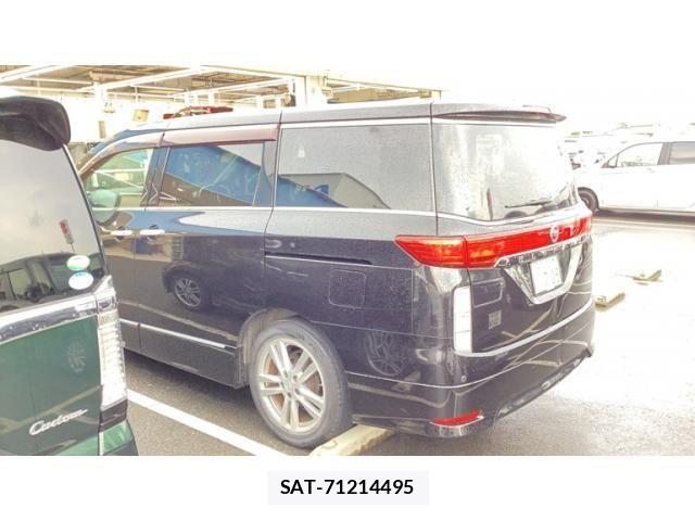 Nissan ELGRAND 2011-08 8412211-2