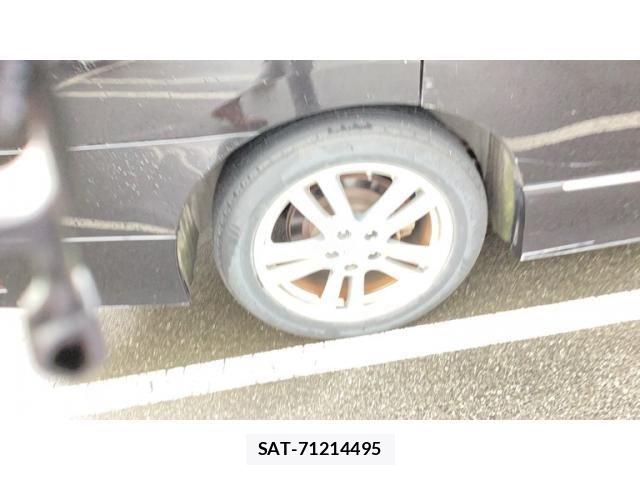 Nissan ELGRAND 2011-08 8412211-4