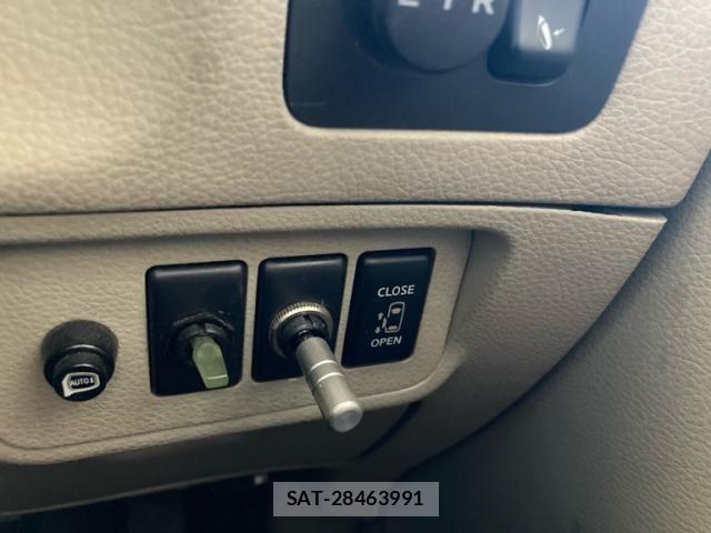 Nissan ELGRAND 2002-07 8412208-12