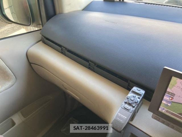 Nissan ELGRAND 2002-07 8412208-16