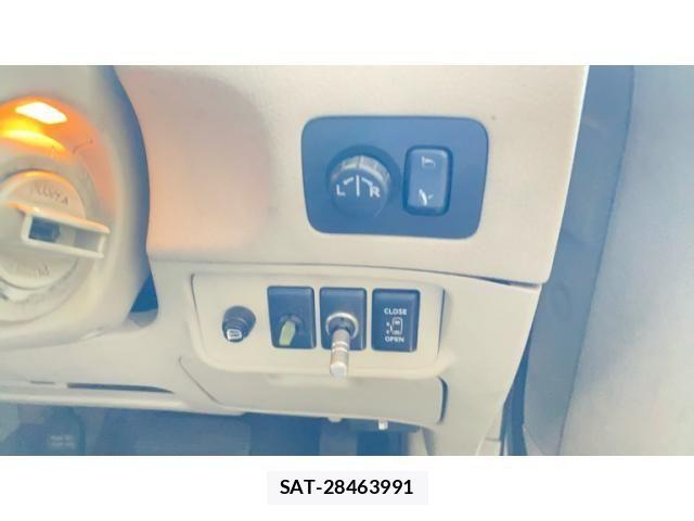Nissan ELGRAND 2002-07 8412208-18