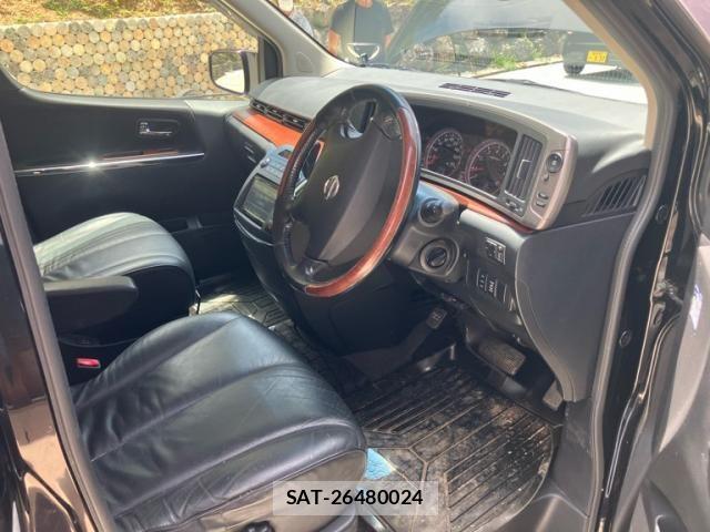 Nissan ELGRAND 2008-09 8412213-10