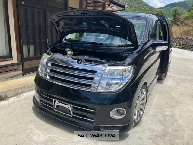 Nissan ELGRAND 2008-09 8412213-1