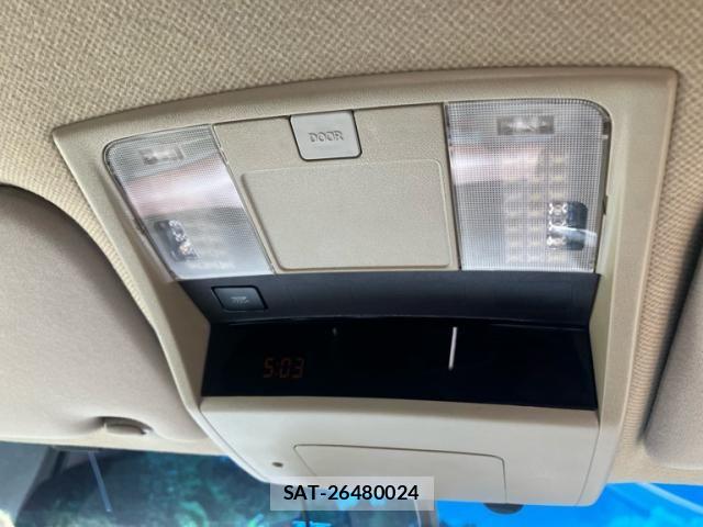 Nissan ELGRAND 2008-09 8412213-20