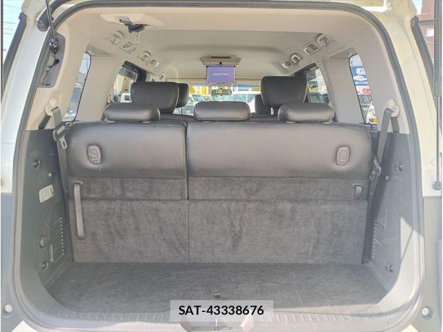 Nissan ELGRAND 2013-06 8412194-14
