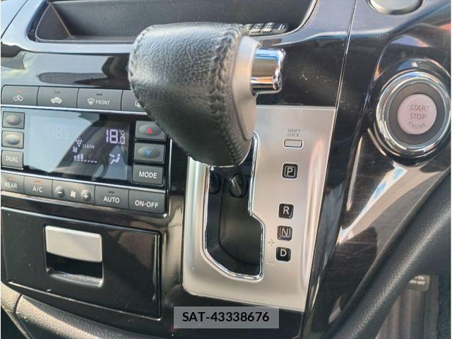 Nissan ELGRAND 2013-06 8412194-20