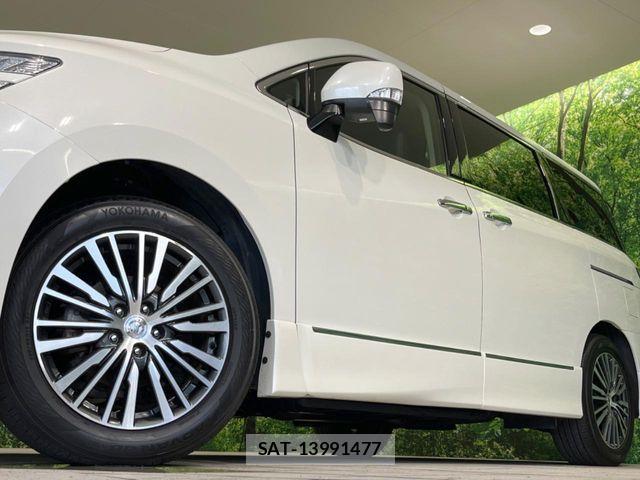 Nissan ELGRAND 2017-03 8438099-13