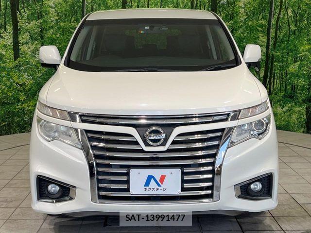 Nissan ELGRAND 2017-03 8438099-14