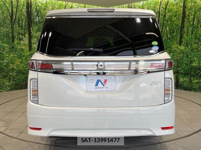 Nissan ELGRAND 2017-03 8438099-15