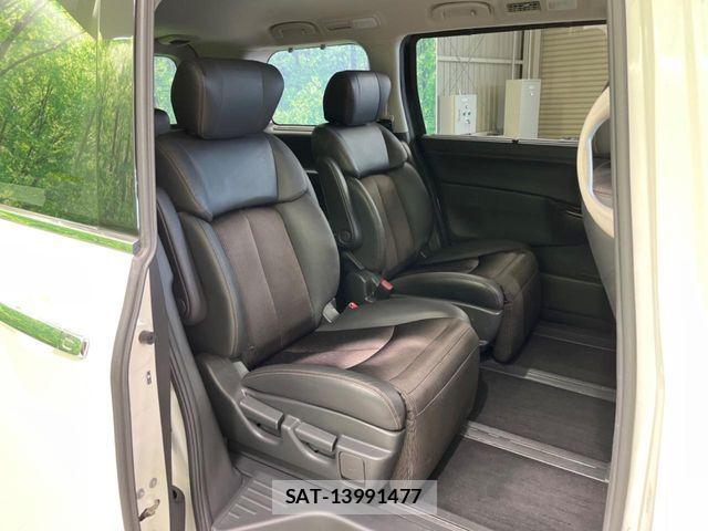 Nissan ELGRAND 2017-03 8438099-8