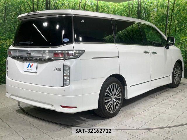 Nissan ELGRAND 2021-07 8438098-17