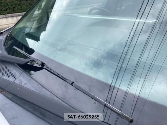 Nissan ELGRAND 2006-07 8438100-13