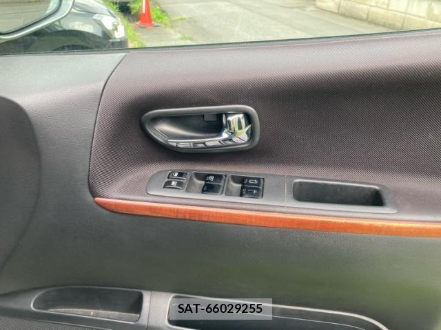 Nissan ELGRAND 2006-07 8438100-15
