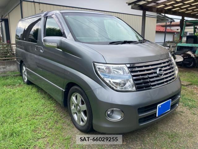 Nissan ELGRAND 2006-07 8438100-2