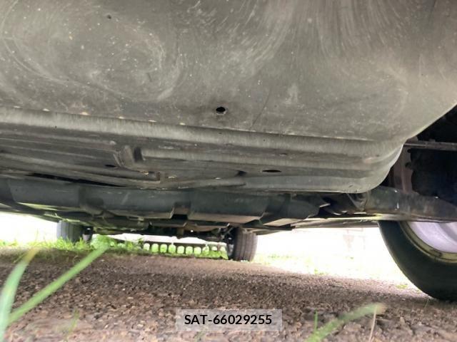 Nissan ELGRAND 2006-07 8438100-3