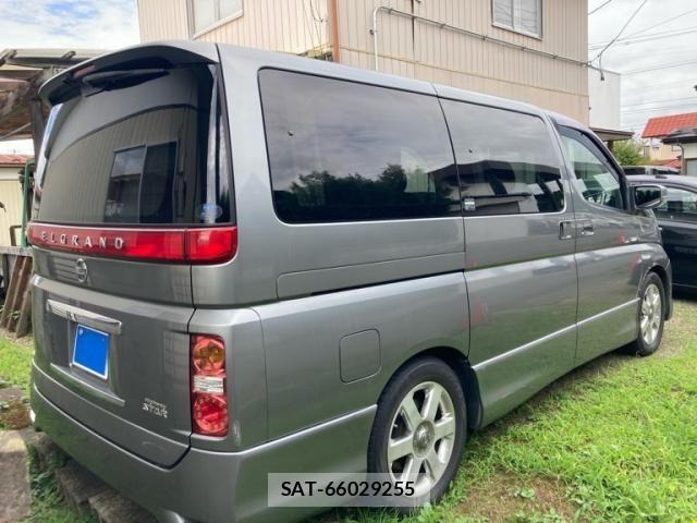 Nissan ELGRAND 2006-07 8438100-5