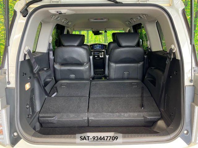Nissan ELGRAND 2019-05 8457422-11