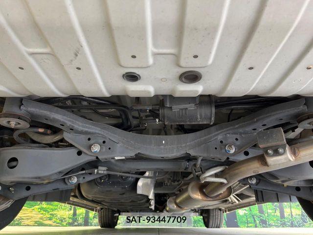 Nissan ELGRAND 2019-05 8457422-19