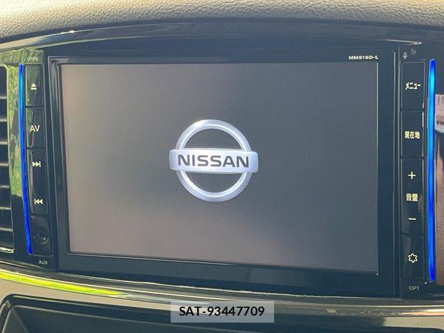 Nissan ELGRAND 2019-05 8457422-3