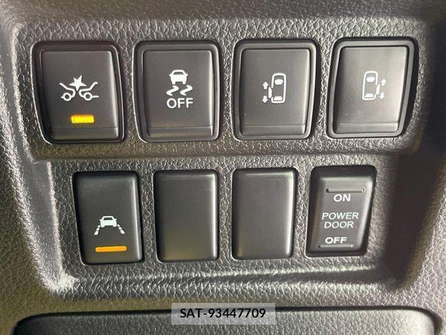 Nissan ELGRAND 2019-05 8457422-6