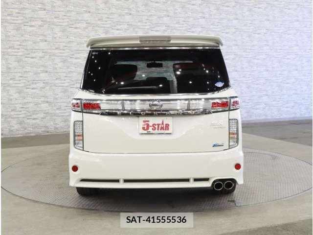 Nissan ELGRAND 2010-11 8457426-13