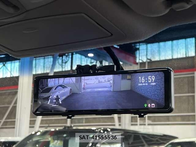 Nissan ELGRAND 2010-11 8457426-7