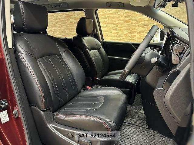 Nissan ELGRAND 2021-08 8485346-10