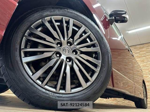 Nissan ELGRAND 2021-08 8485346-18