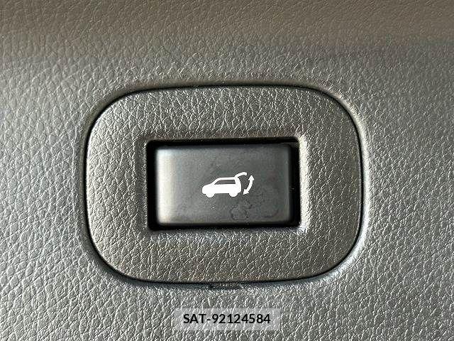 Nissan ELGRAND 2021-08 8485346-8