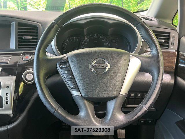 Nissan ELGRAND 2012-08 8485349-11